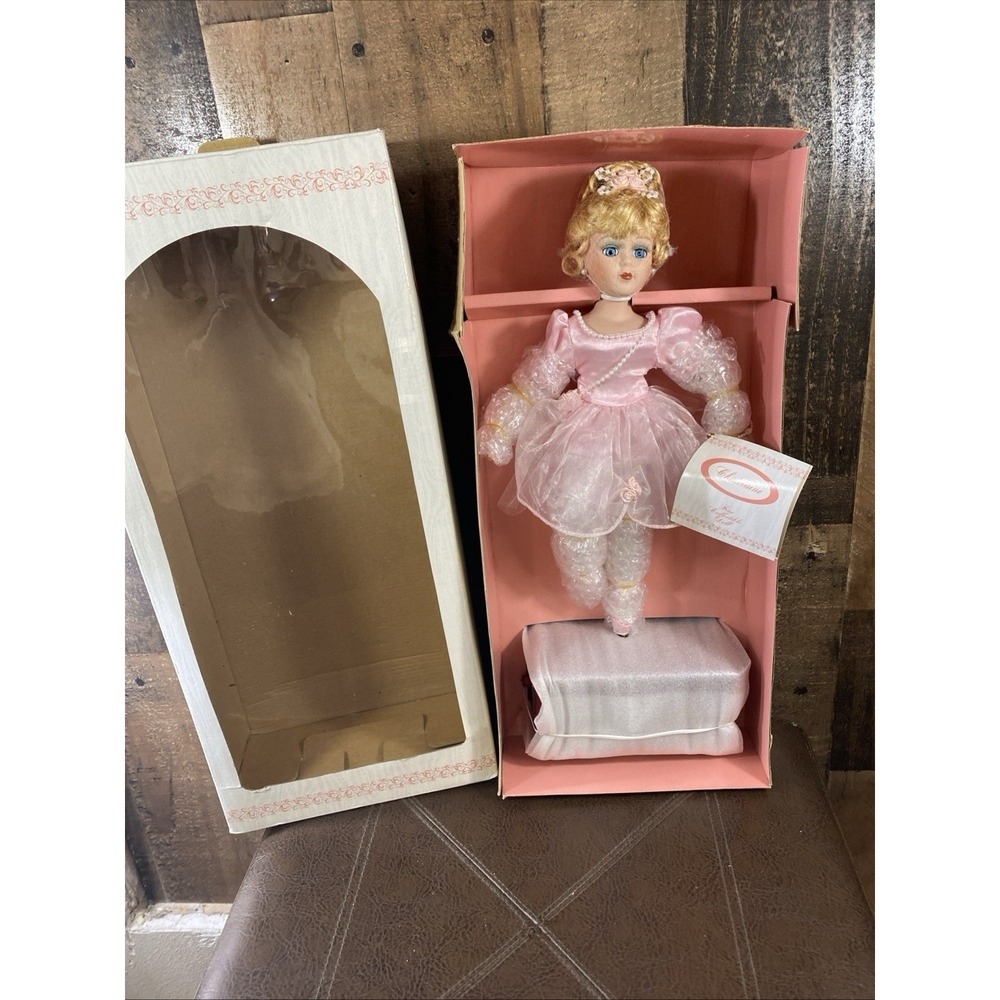 Chatelaine Ballerina Porcelain Musical Doll Wood Music Box‎ Stand Vtg 1998 New